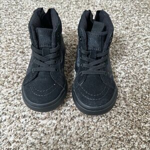 Vans 5.5 kid shoes